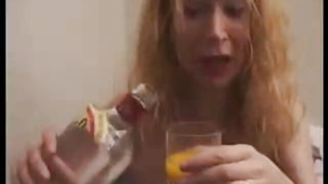 Vidéo MILF roumaine baisée filme porno vierge durement