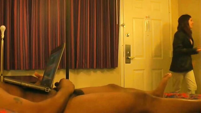 Vidéo plottin femme vierge porn playin avec elle-même